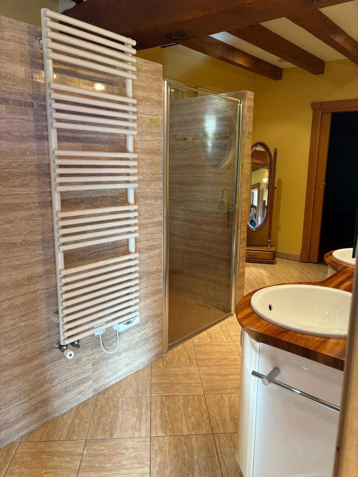 Maison 200 m² avec jacuzzi et vue montagne à Zugarramurdi - Photo 18