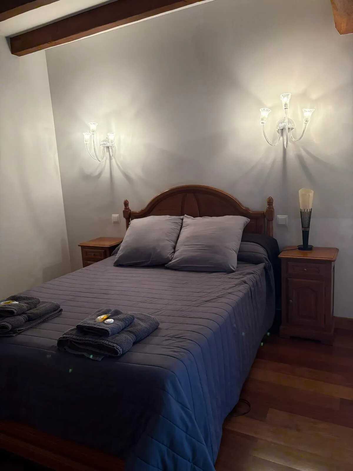 Maison 200 m² avec jacuzzi et vue montagne à Zugarramurdi - Photo 26