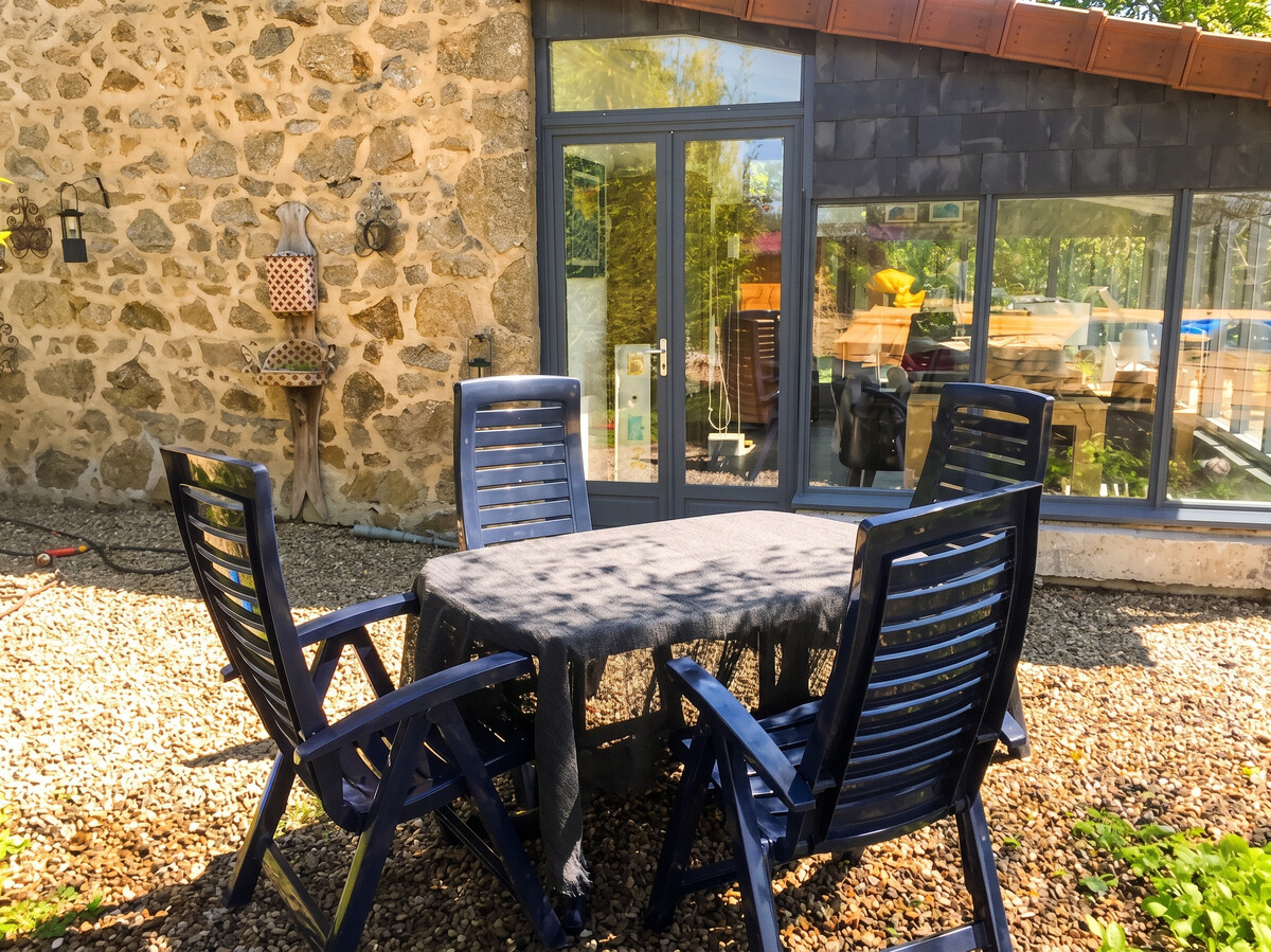Maison 2 pers. avec piscine partagée à Charron - Photo 5