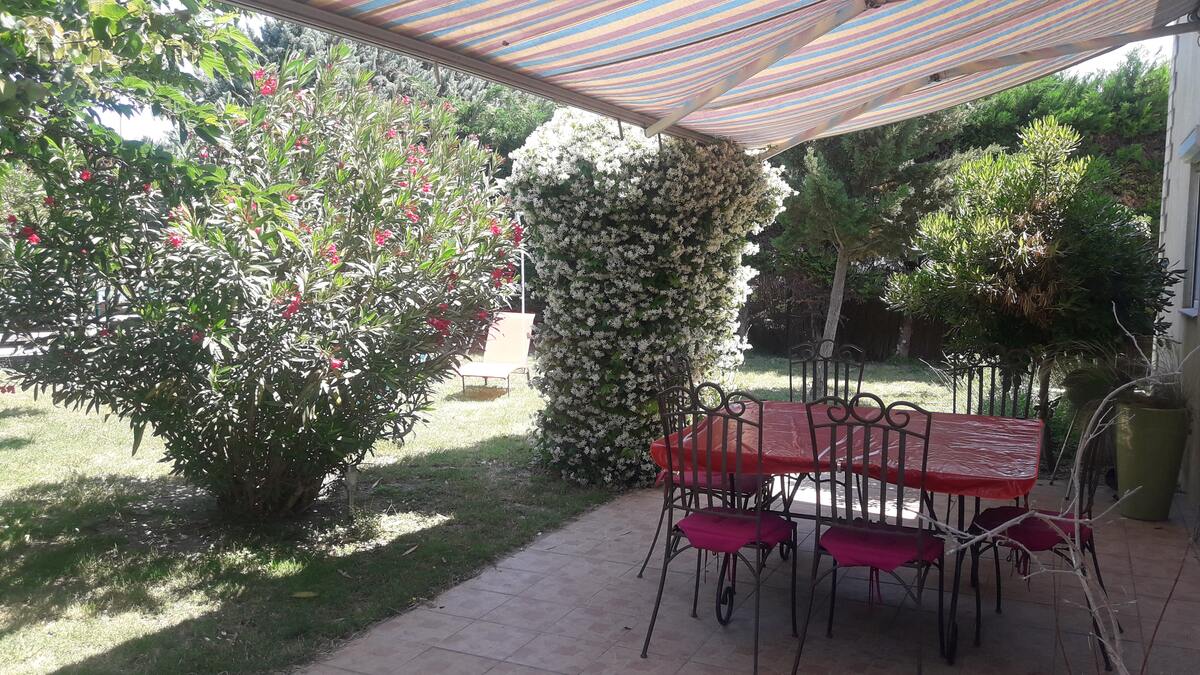 Maison 4 pers. à Maillane avec piscine privée - Photo 5