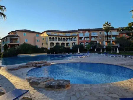 Location appartement à Roquebrune sur Argens