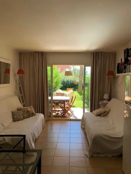 Appartement 32 m² avec piscine partagée à Roquebrune-sur-Argens : photo 6