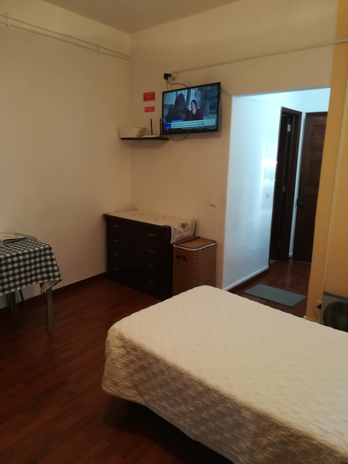 Studio 20 m² à Funchal avec terrasse et cuisine équipée - Photo 8