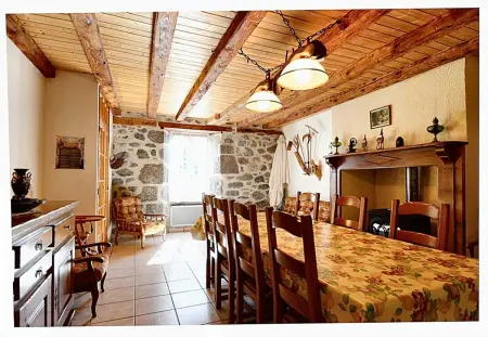 Maison confortable avec vue sur la montagne à Le Fau - Photo 3
