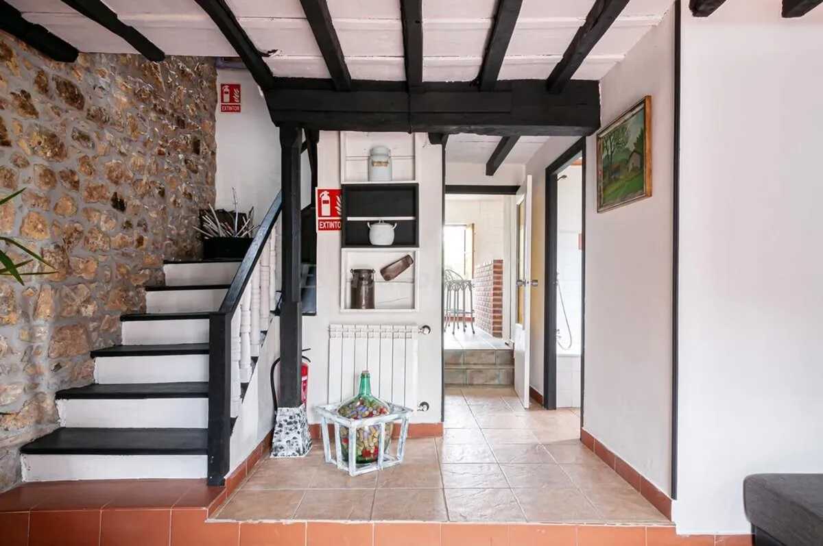 Maison 100 m² avec cheminée à Isongo - Photo 6