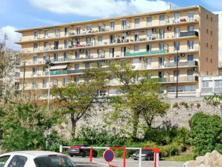 Appartement cosy avec vue sur la mer à Bastia - 60 m² - Photo 4