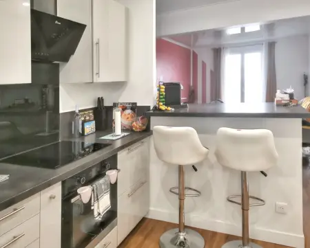 Appartement cosy avec vue sur la mer à Bastia - 60 m² - Photo 10