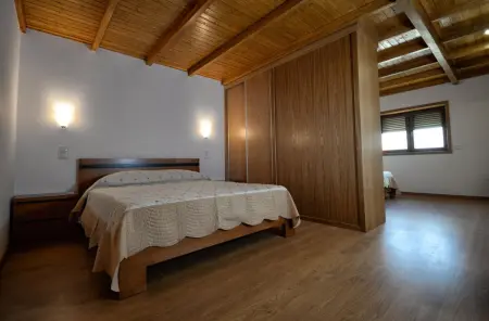 Villa Celorico de Basto : piscine privée 9 x 5 m, 6 chambres : photo 9