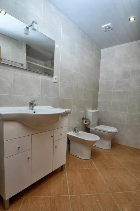 Villa Celorico de Basto : piscine privée 9 x 5 m, 6 chambres : photo 19