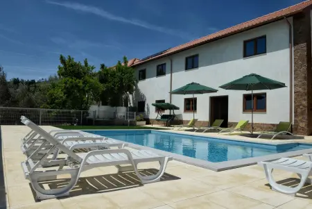 Villa Celorico de Basto : piscine privée 9 x 5 m, 6 chambres : photo 33