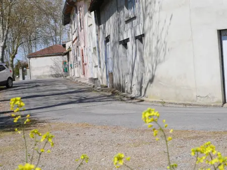 Maison charmante à Aignes avec jardin et barbecue - Photo 14