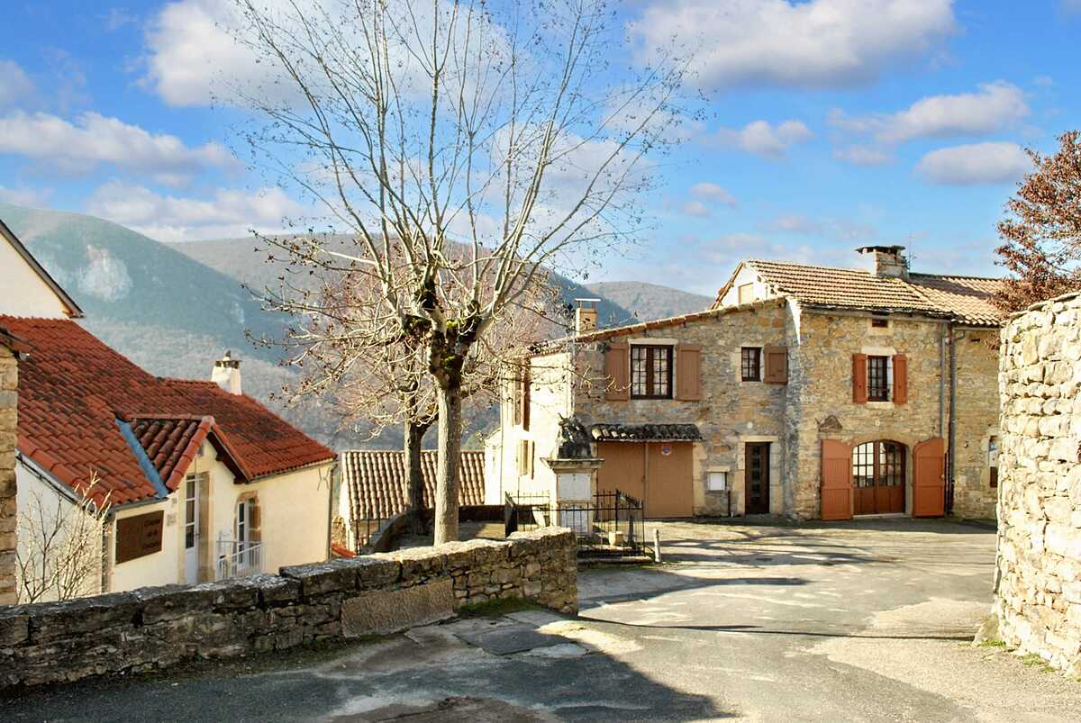 Maison 75 m² vue montagne et barbecue, Mostuéjouls - Photo 2