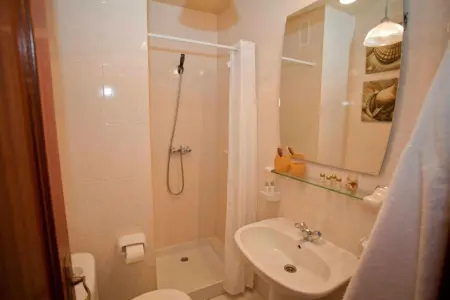 Appartement 3 chambres avec vue mer et jardin à Malpica : photo 28