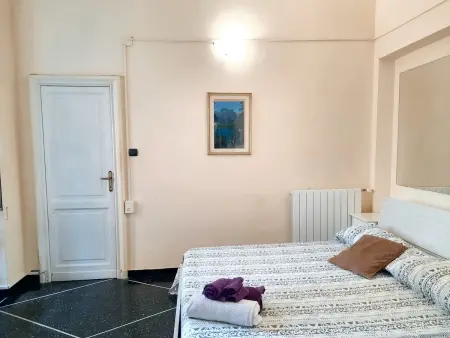 Appartement charmant à Genova - 70 m² - Parking inclus - Photo 6