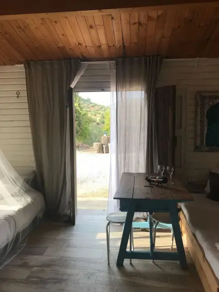 Bungalow avec piscine privée et jardin clôturé à Madrigueras : photo 8