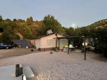 Bungalow avec piscine privée et jardin clôturé à Madrigueras : photo 15