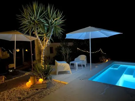 Bungalow avec piscine privée et jardin clôturé à Madrigueras : photo 19