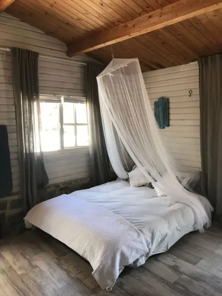 Bungalow avec piscine privée et jardin clôturé à Madrigueras : photo 22