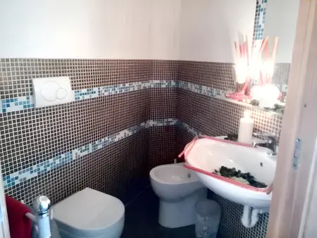 Appartement 100 m² avec terrasse privée à Chiavari, 2 chambres : photo 35