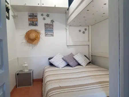 Appartement 34 m² à Roquebrune-sur-Argens, vue mer et piscine : photo 13
