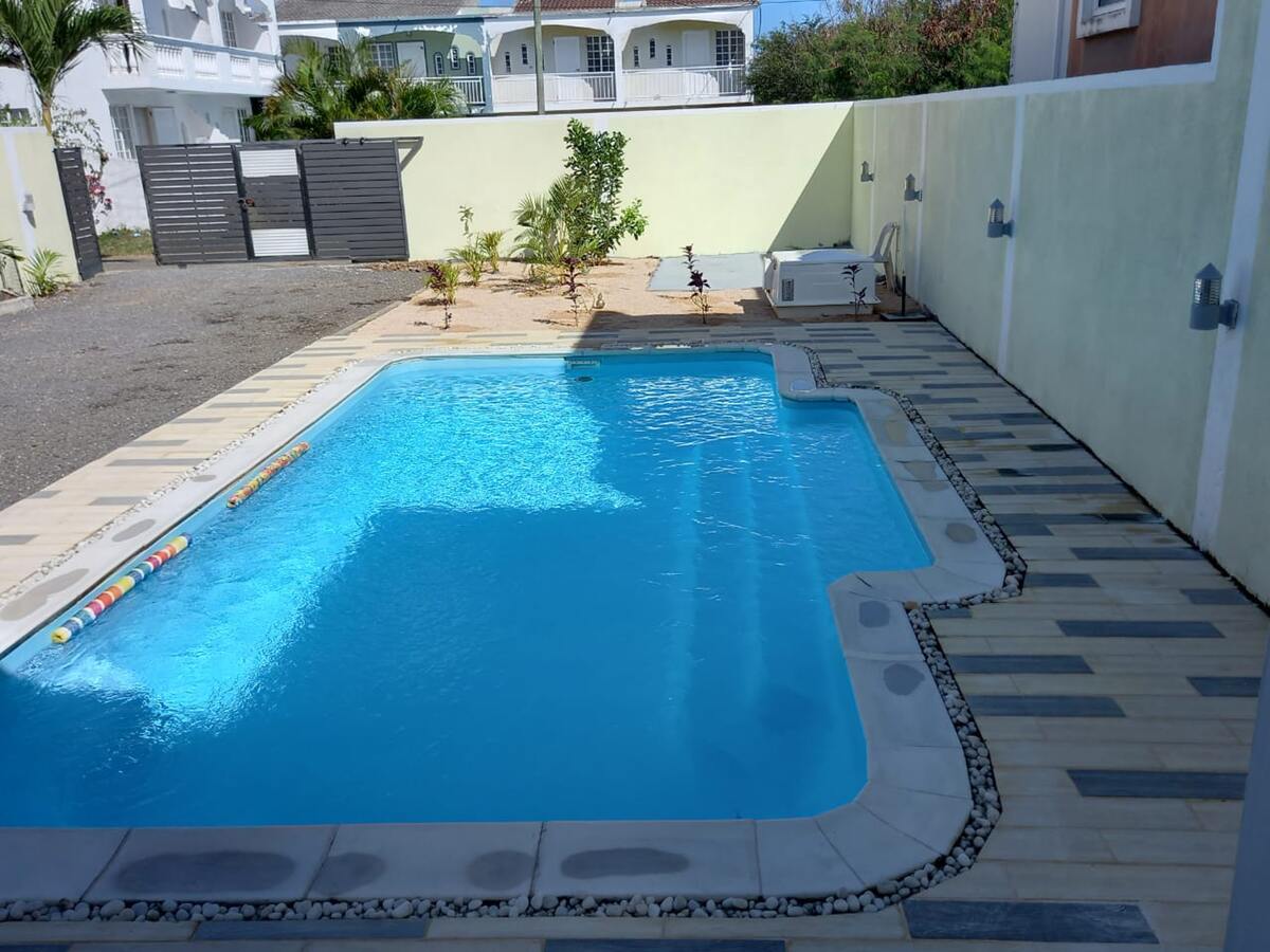 Villa 2 chambres Pereybere avec piscine privée 7,4 m - Photo 2