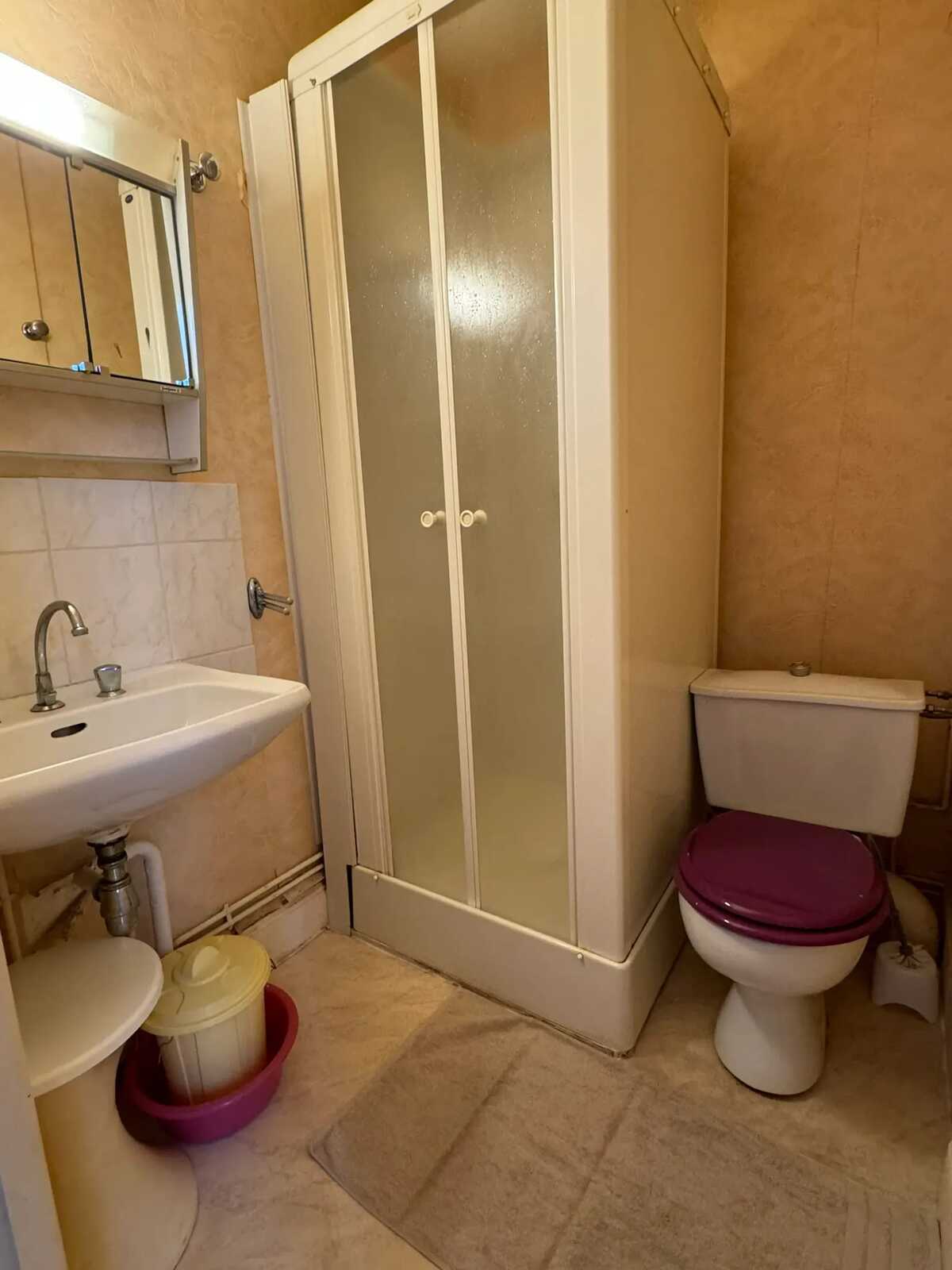 Studio 18 m² avec jardin clôturé à Néris-les-Bains - Photo 3