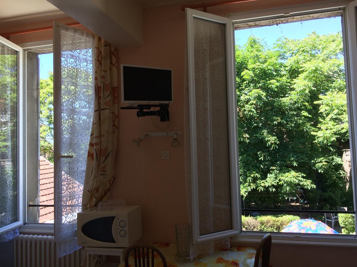 Studio 18 m² avec jardin clôturé à Néris-les-Bains - Photo 22