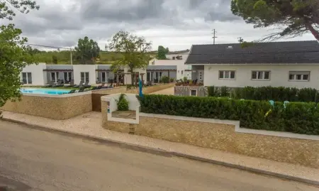 Maison avec piscine partagée et jardin clos à Atalaia, 8 pers. : photo 18