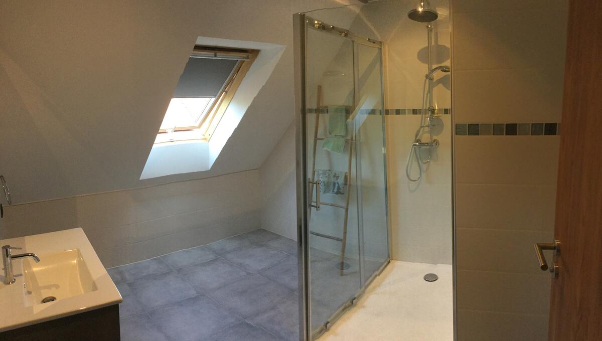 Appartement 60 m² avec terrasse, jardin et borne électrique - Photo 12