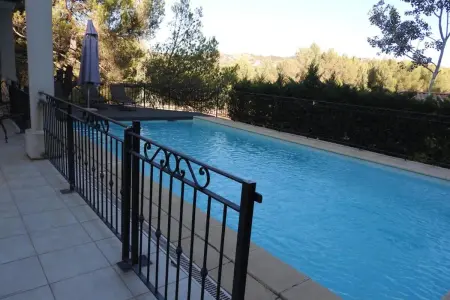 Villa de charme à Mallemort avec piscine privée chauffée : photo 2