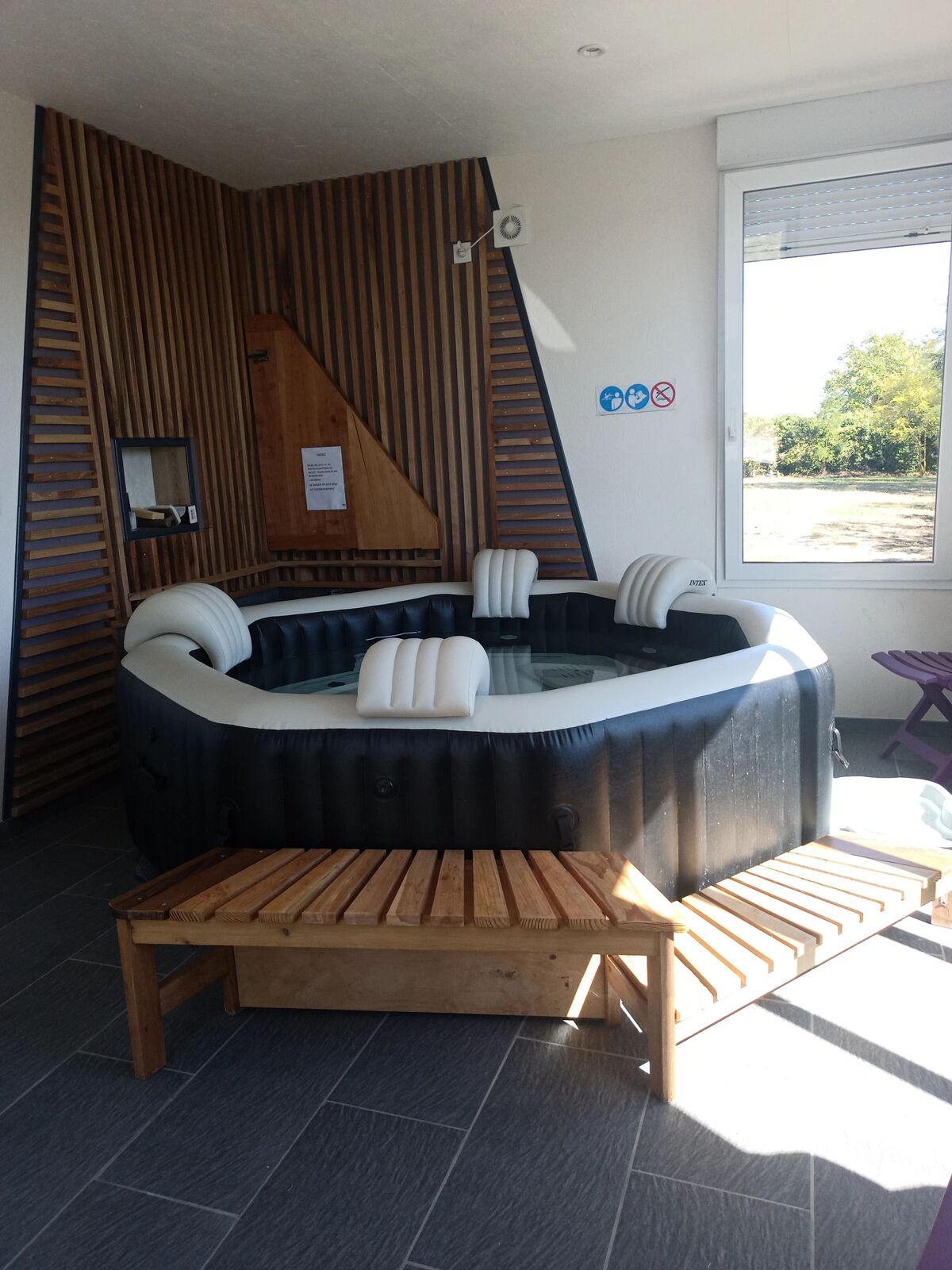 Maison 3 étoiles à Assay, jacuzzi et terrain de jeux - Photo 2