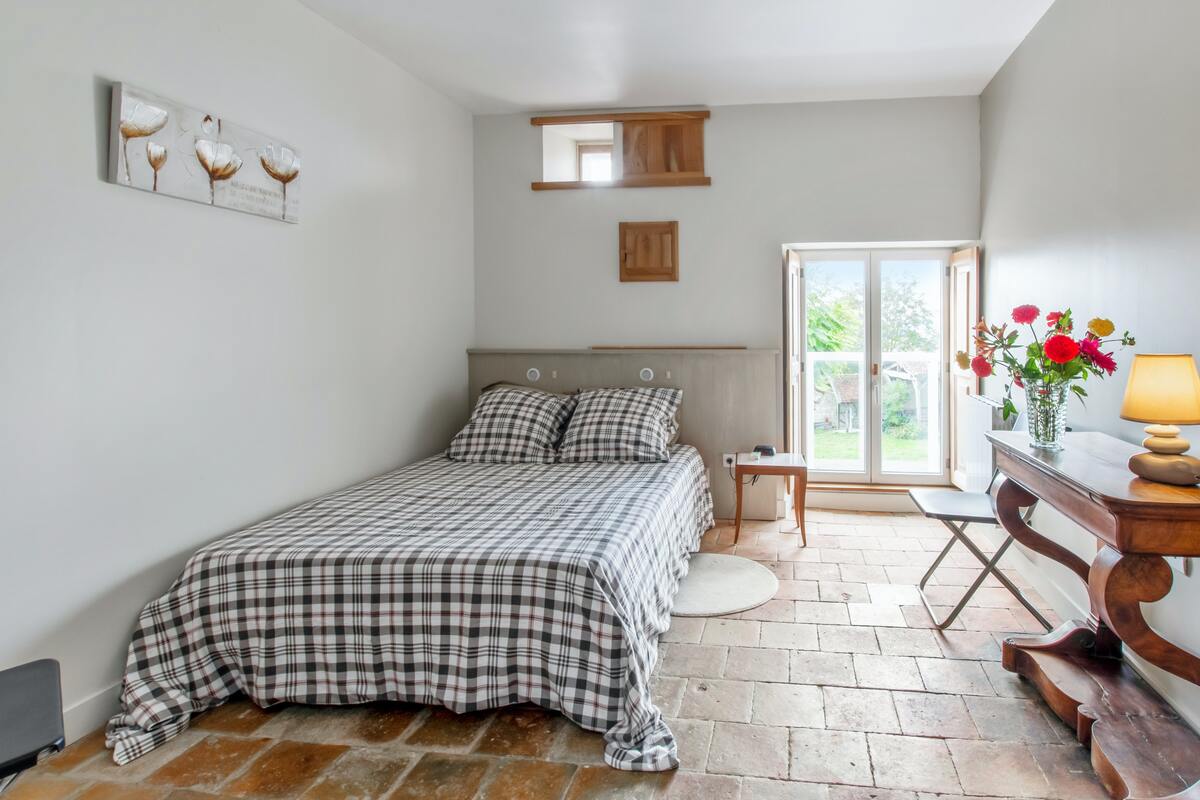Maison 3 étoiles à Assay, jacuzzi et terrain de jeux - Photo 6