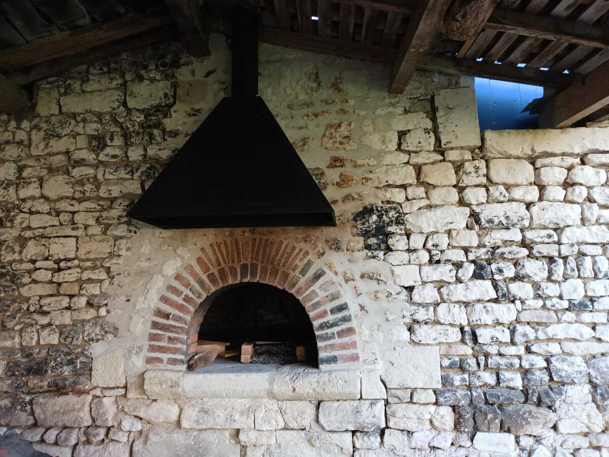 Maison 3 étoiles à Assay, jacuzzi et terrain de jeux - Photo 12