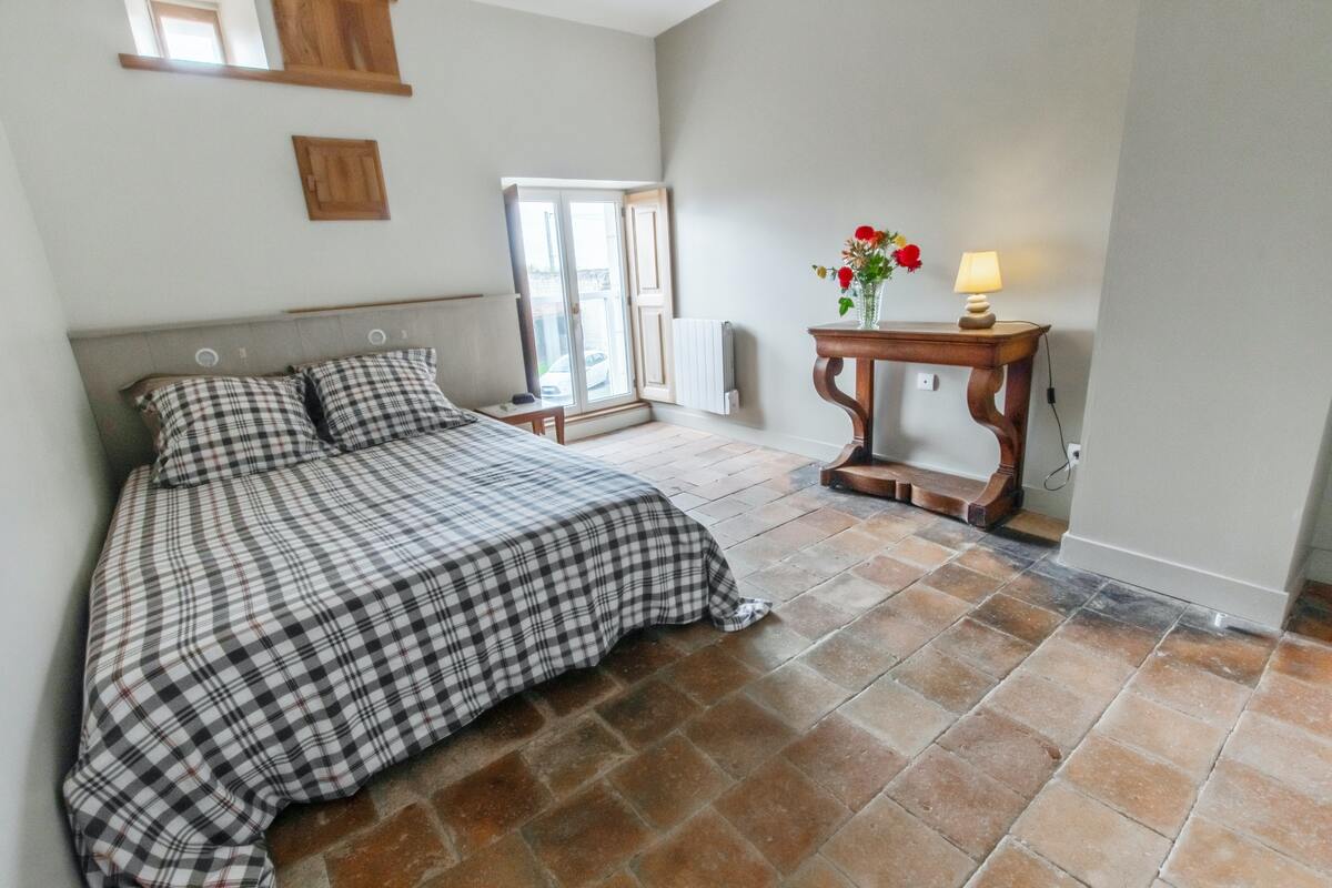 Maison 3 étoiles à Assay, jacuzzi et terrain de jeux - Photo 16