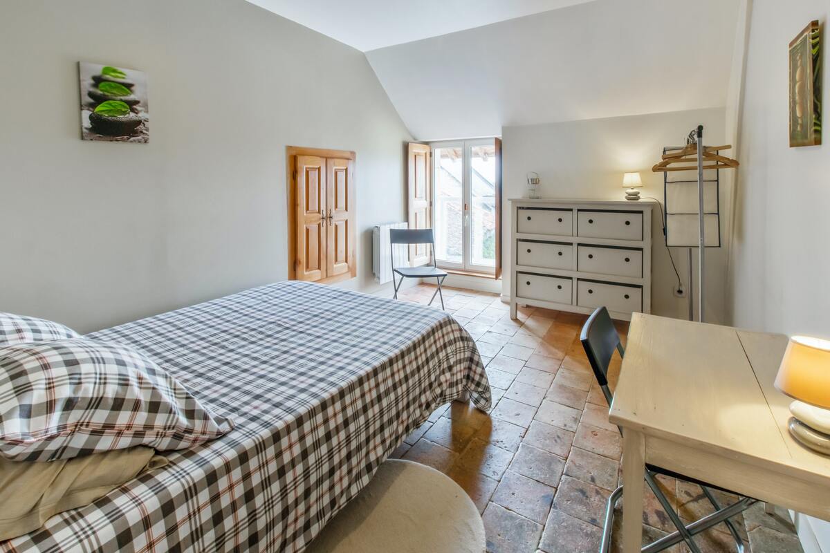 Maison 3 étoiles à Assay, jacuzzi et terrain de jeux - Photo 17