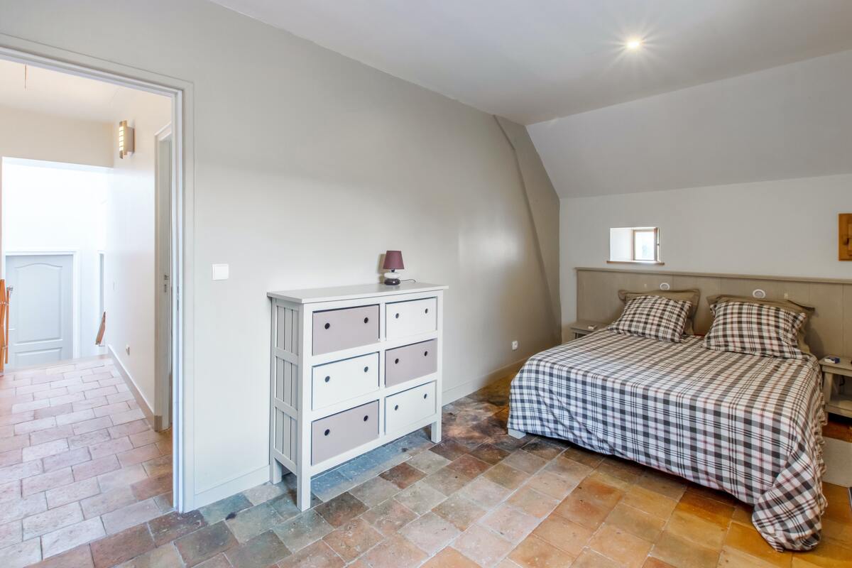 Maison 3 étoiles à Assay, jacuzzi et terrain de jeux - Photo 21
