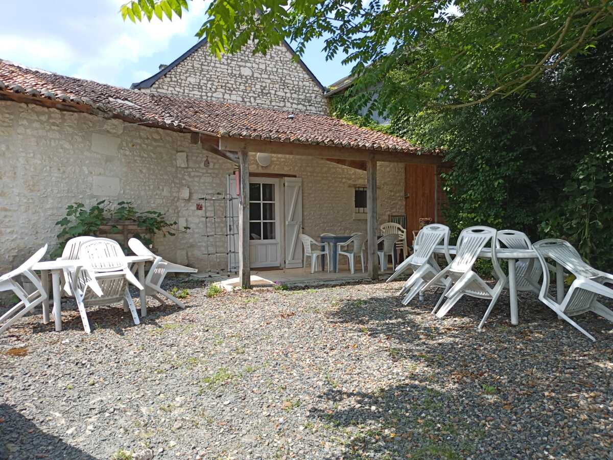 Maison 3 étoiles à Assay, jacuzzi et terrain de jeux - Photo 28