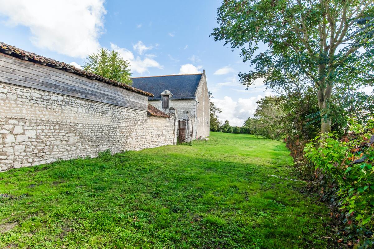 Maison 3 étoiles à Assay, jacuzzi et terrain de jeux - Photo 33