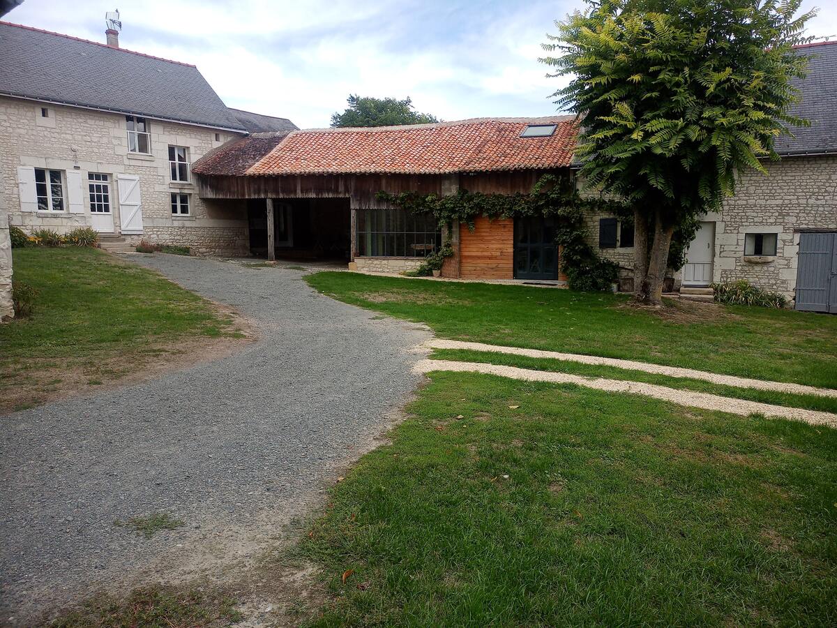 Maison 3 étoiles à Assay, jacuzzi et terrain de jeux - Photo 46