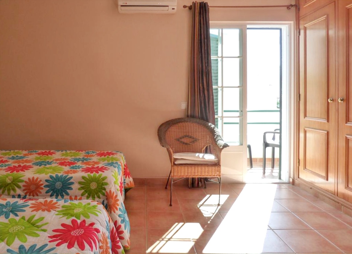 Maison 115 m² avec jardin clôturé à Vila Nova de Cacela - Photo 5