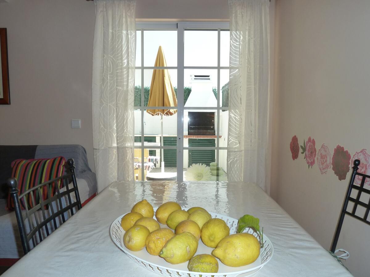 Maison 115 m² avec jardin clôturé à Vila Nova de Cacela - Photo 9