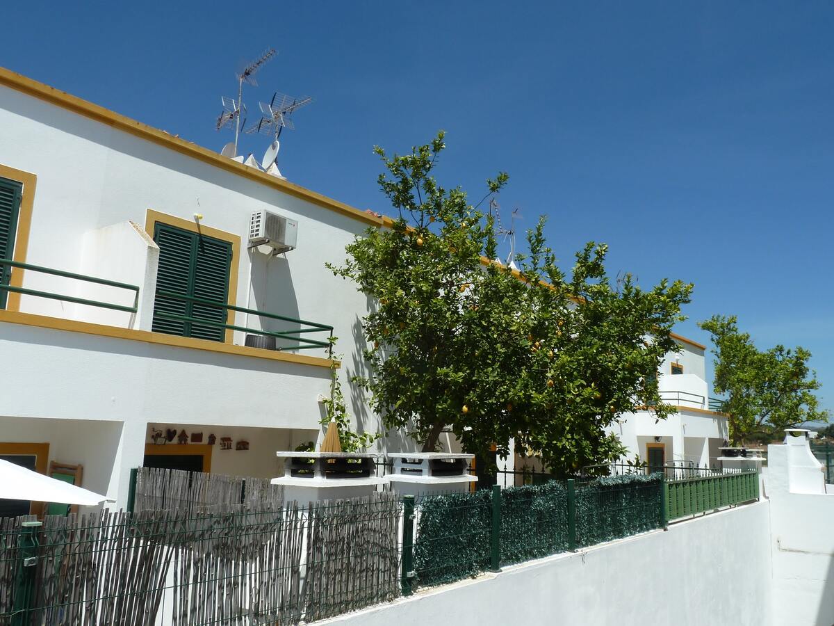 Maison 115 m² avec jardin clôturé à Vila Nova de Cacela - Photo 12