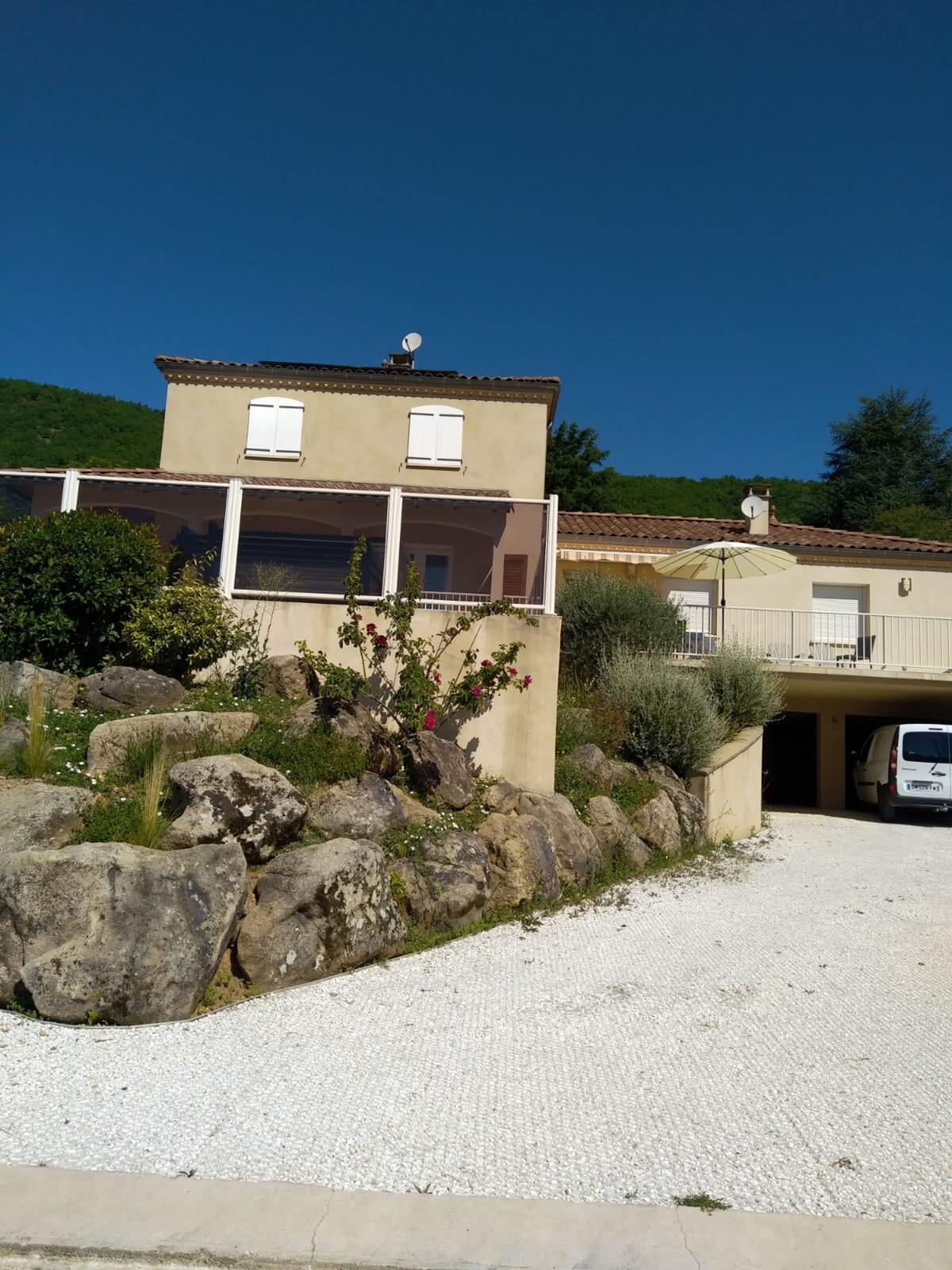 Maison 6 pers. à Nant avec piscine et vues montagnes - Photo 1