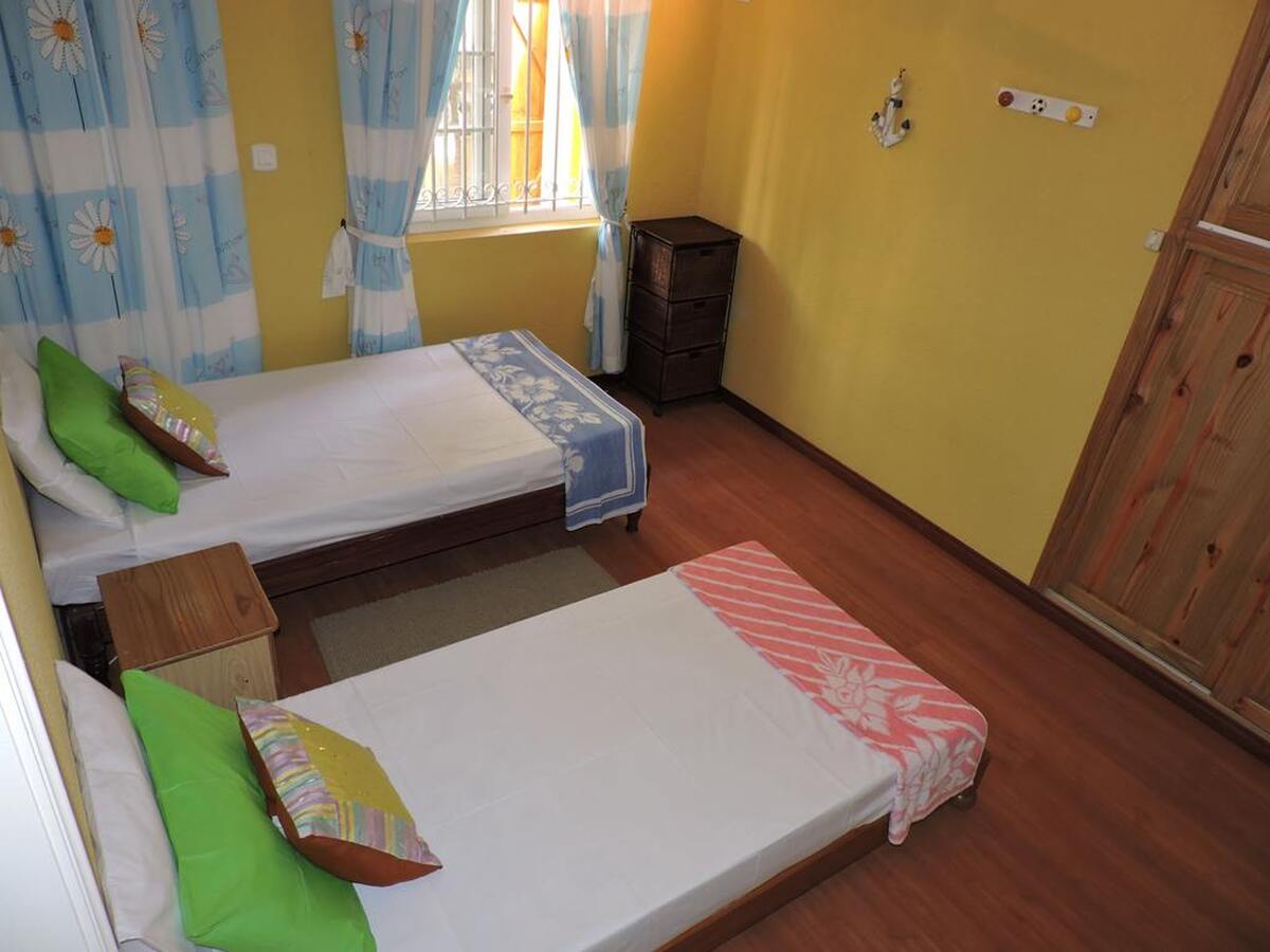 Villa avec piscine privée à Blue Bay, 4 chambres, 7 personnes - Photo 9