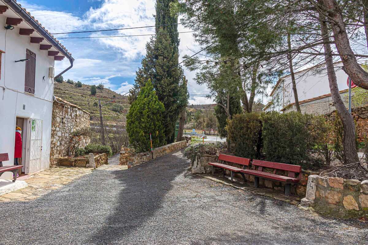 Maison 6 chambres avec vue montagne et jardin à Albentosa - Photo 24