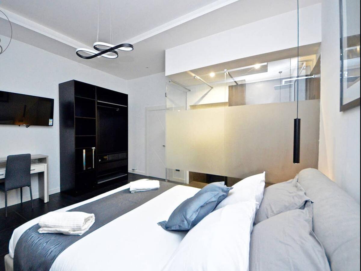 Appartement 90 m² avec balcon privé à Napoli - Photo 2