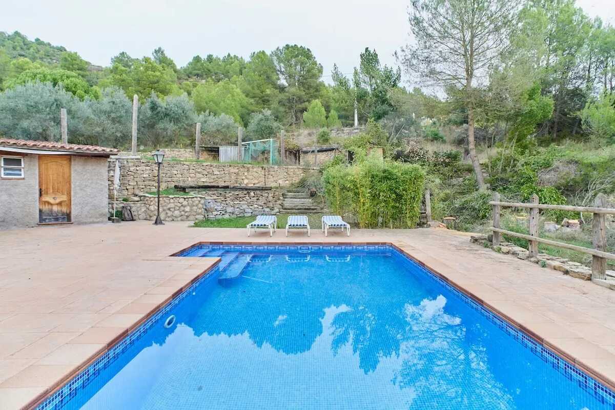 Villa 200 m² piscine chauffée à Castellbell i el Vilar - Photo 3