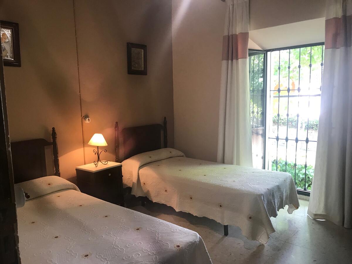 Villa 6 pers., piscine privée et vue montagne - Photo 12