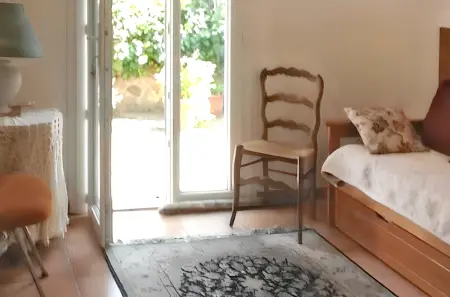 Appartement 2 chambres avec terrasse et parking privé à Hyères : photo 9
