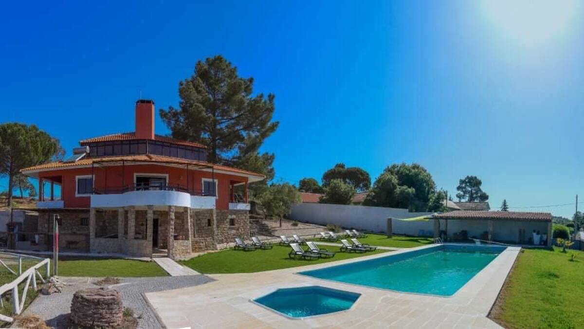 Villa 600 m² - 15 pers., piscine privée et vue montagne - Photo 1